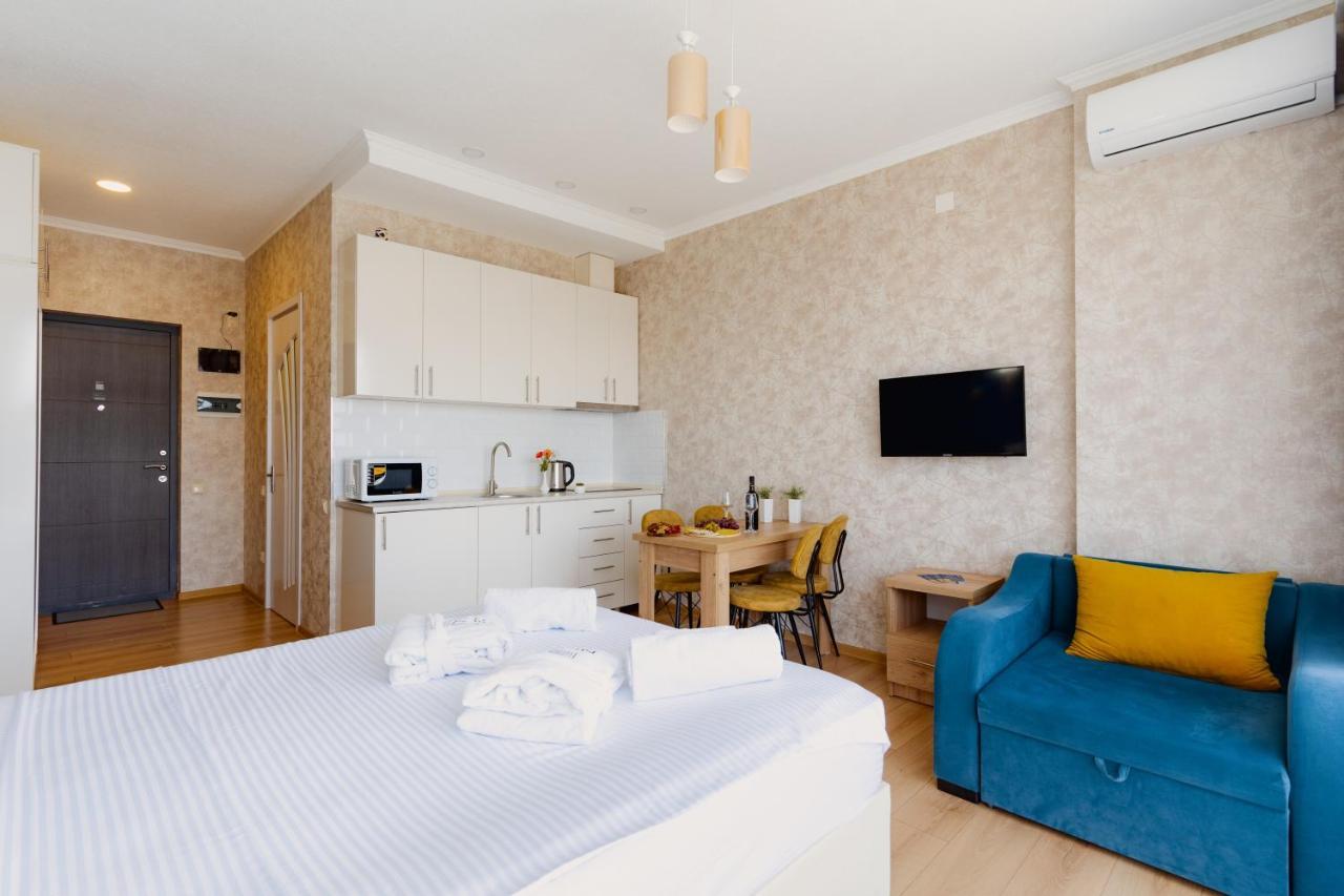 Next Orange Hotel Official Batumi Luaran gambar